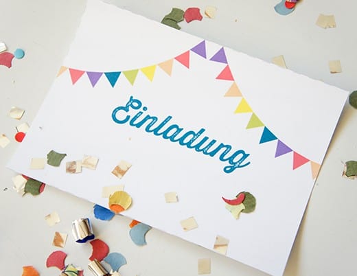 Einladungskarte mit Wimpel Geburtstag Freebie und Gratis Download