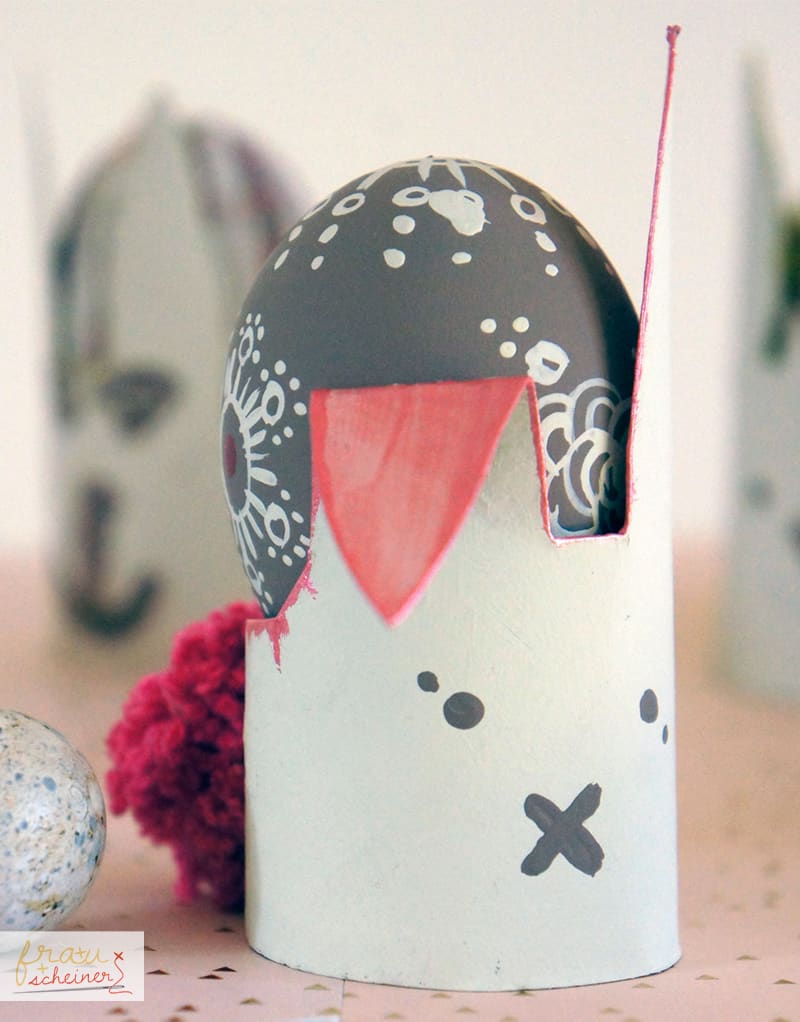 DIY Klopapierrolle Eierbecher recycling Hase