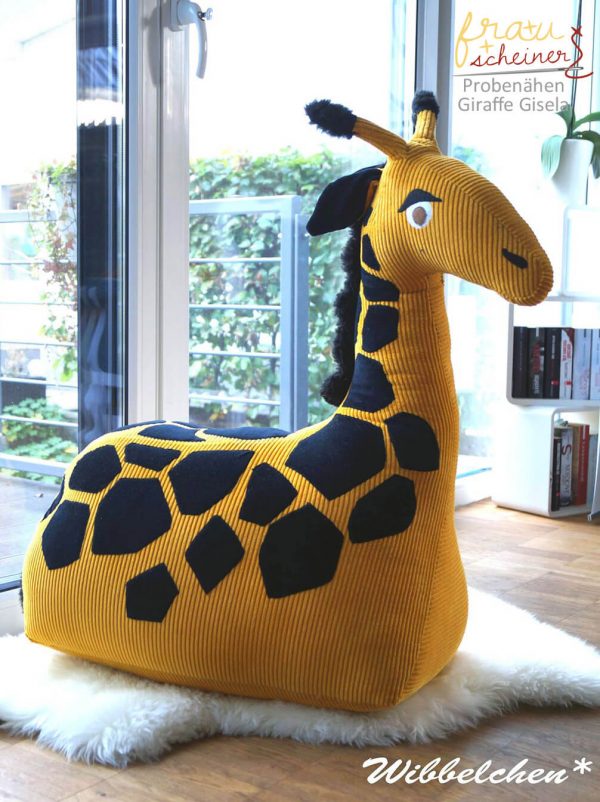 Probenähen Kuscheltier Giraffe Reittier nähen Schnittmuster und Nähanleitung für das Kinderzimmer, nähen für Kinder, DIY