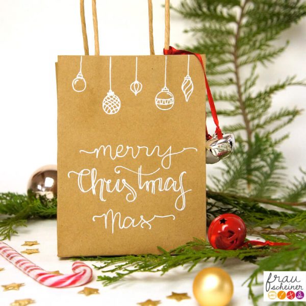personalisiertes Lettering Geschenkverpackung Weihnachten Handlettering Christmas Lettering